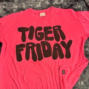 Adult Medium oversized Graphic Tee with Black 'Tiger Friday' Print
